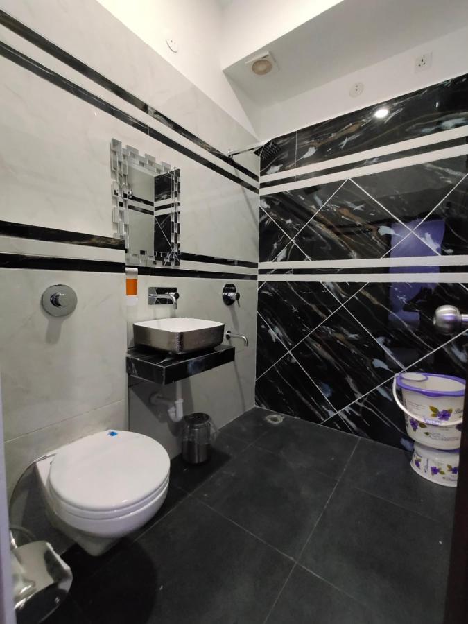 Hotel 51 Амритсар Экстерьер фото