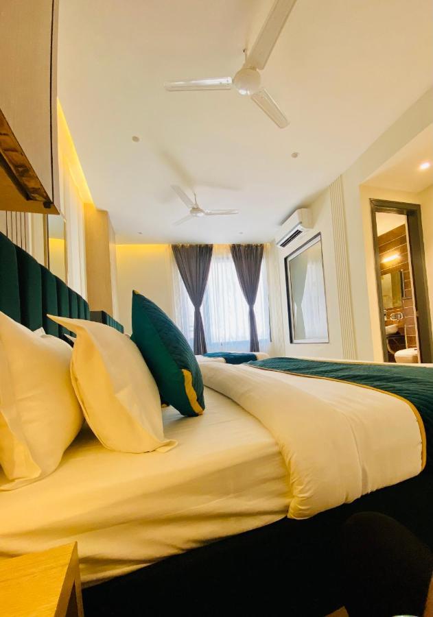 Hotel 51 Амритсар Экстерьер фото