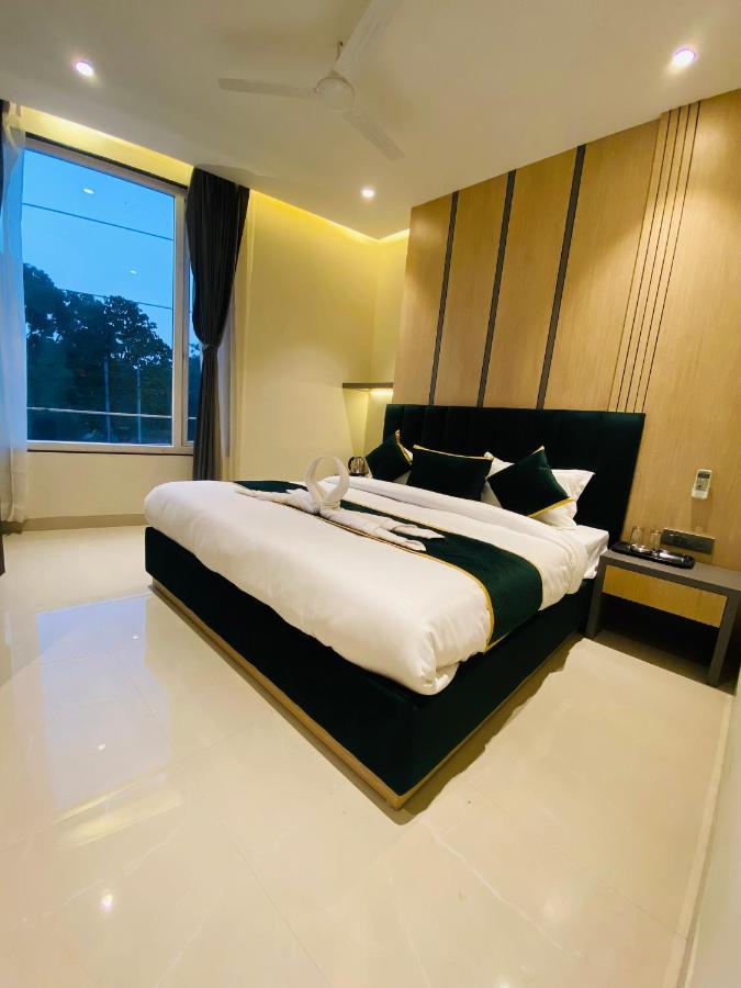 Hotel 51 Амритсар Экстерьер фото