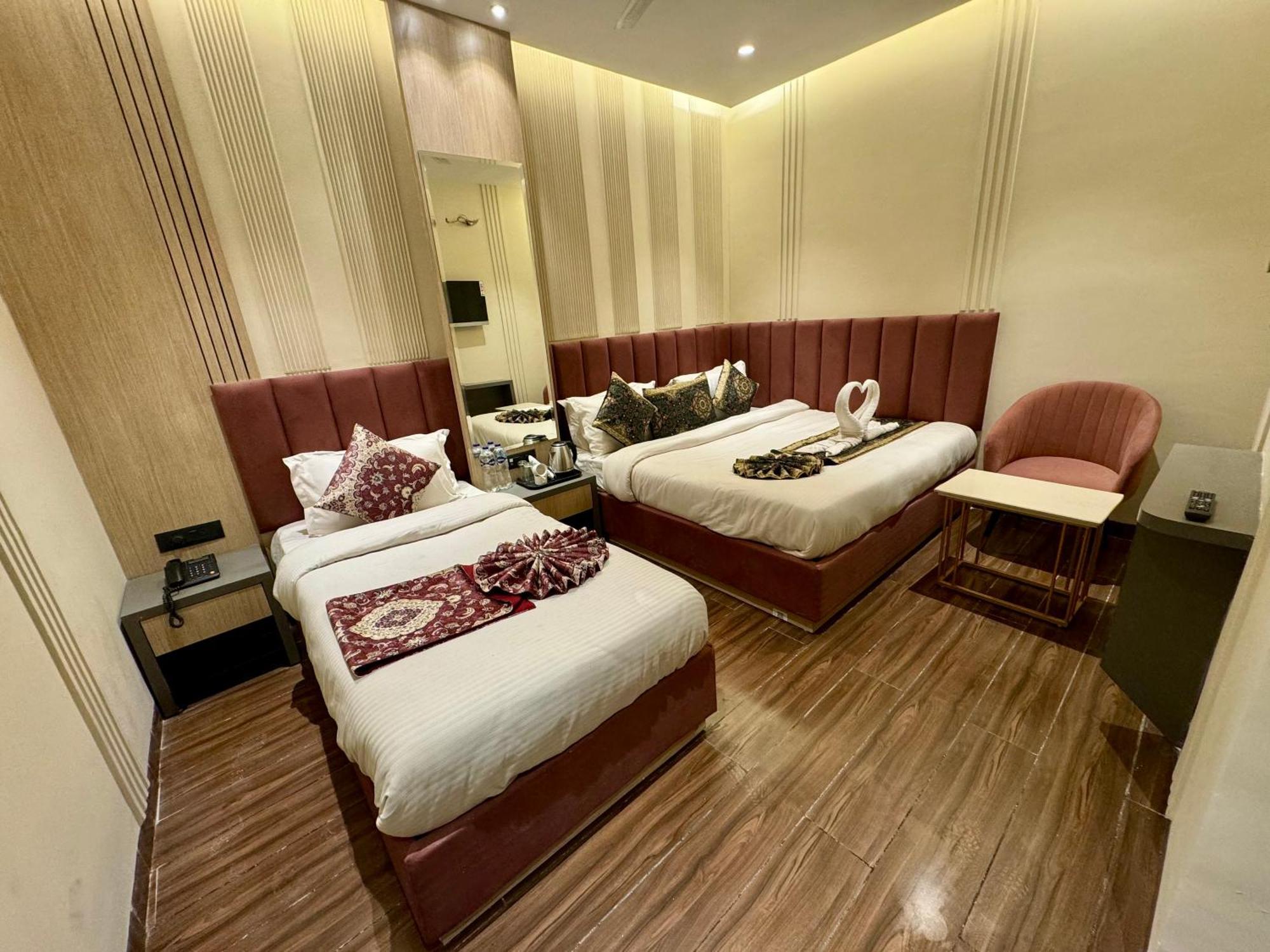 Hotel 51 Амритсар Экстерьер фото