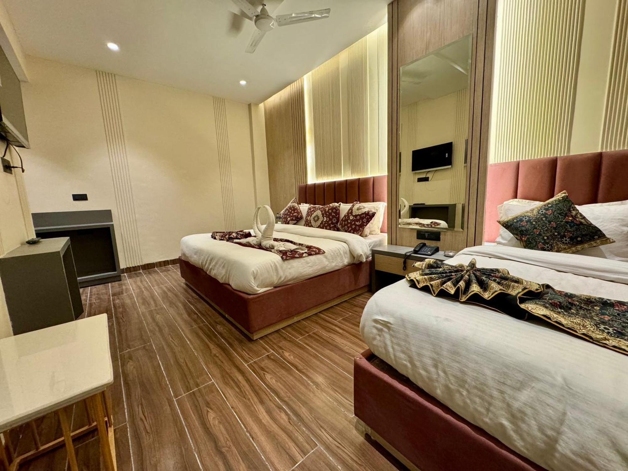 Hotel 51 Амритсар Экстерьер фото