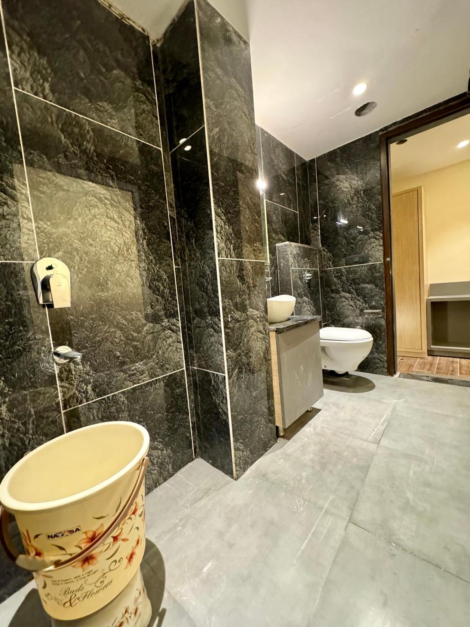 Hotel 51 Амритсар Экстерьер фото