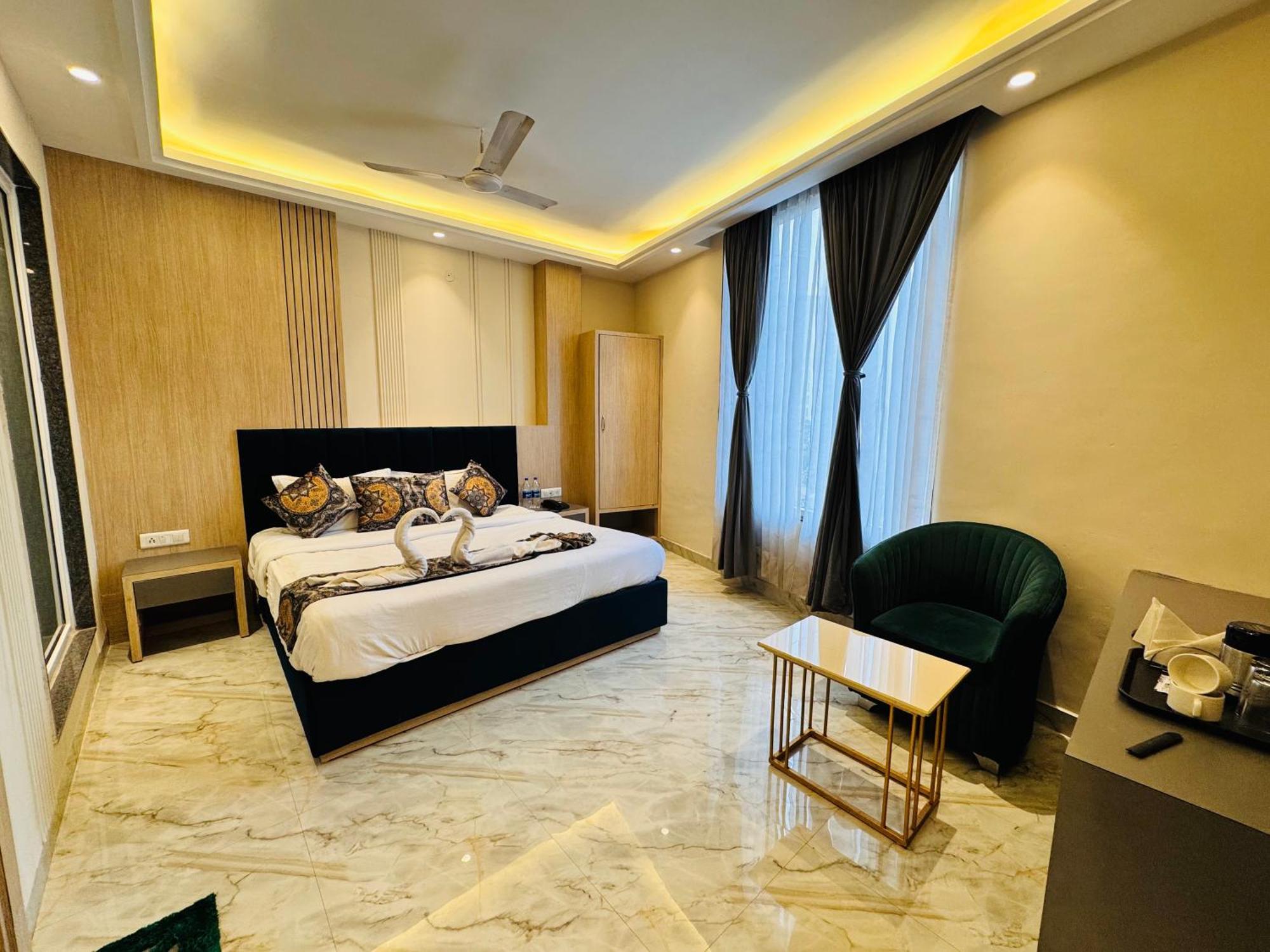 Hotel 51 Амритсар Экстерьер фото